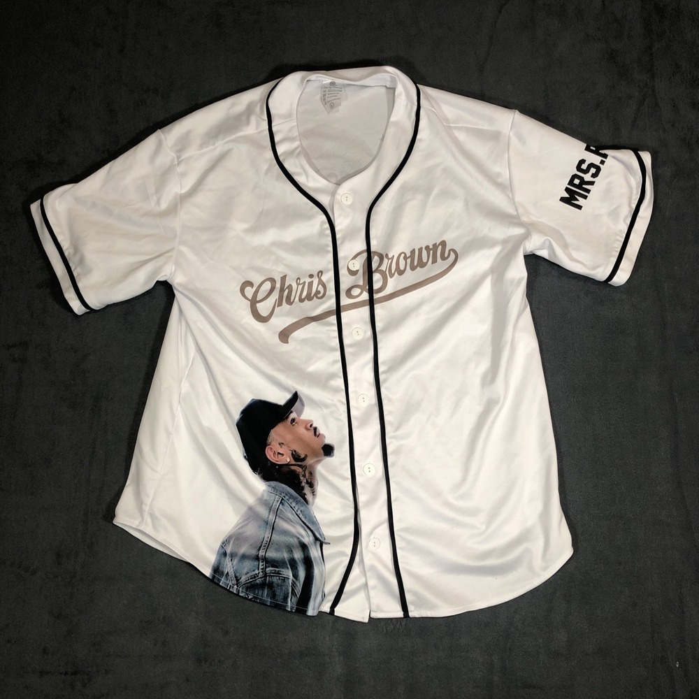 Candy Clothing Chris Brown Breezy Bowl XX Tour Jersey, Mrs Breezy On Sleeve LG